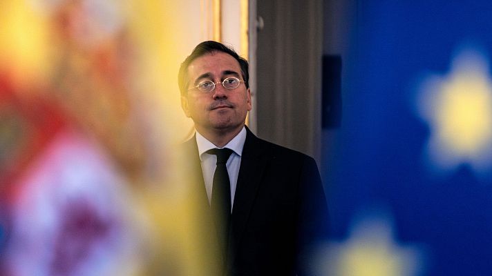 Albares arremete contra la \"irresponsabilidad del PP\" por usar Venezuela - Informativo 24h | Ver