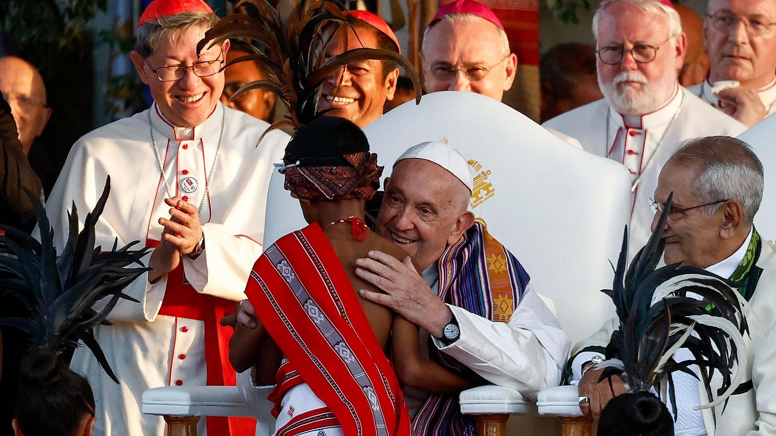 El papa llama a la "responsabilidad" para prevenir los abusos a menores en Timor Oriental