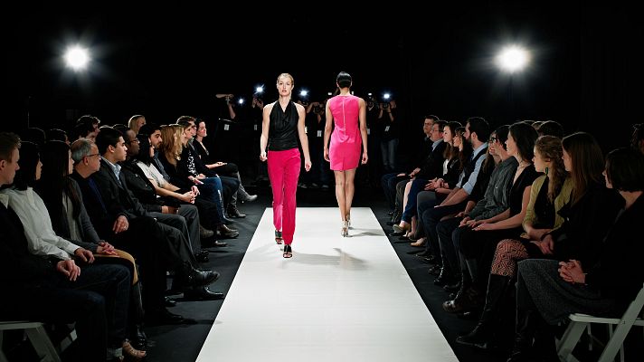 Telediario 1 - Estudiantes de Diseño de Moda debutan en la Fashion Week de Madrid