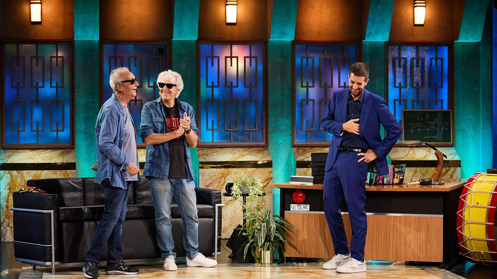 Juán José Millás y Juan Luis Arsuaga, en La Revuelta | Entrevista - La Revuelta | Ver