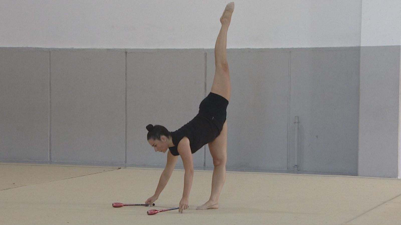 Teresa Moya, un prodigio de la gimnasia rítima a ciegas