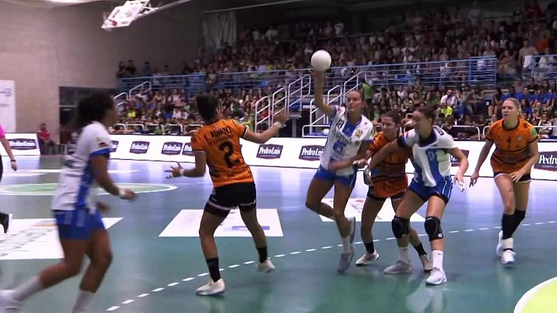 Balonmano - Liga Guerreras Iberdrola. 1 jornada: Replasa Beti-Onak - Super Amara Bera Bera - ver ahora