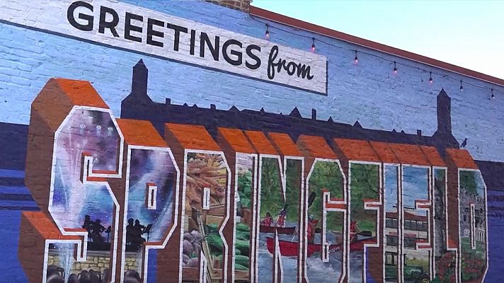 Telediario 1 - Trump y el bulo de los inmigrantes que comen mascotas: así es la realidad de Springfield, Ohio