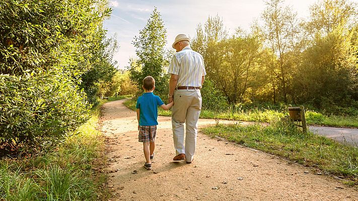 Informe Semanal - De profesión, abuelos