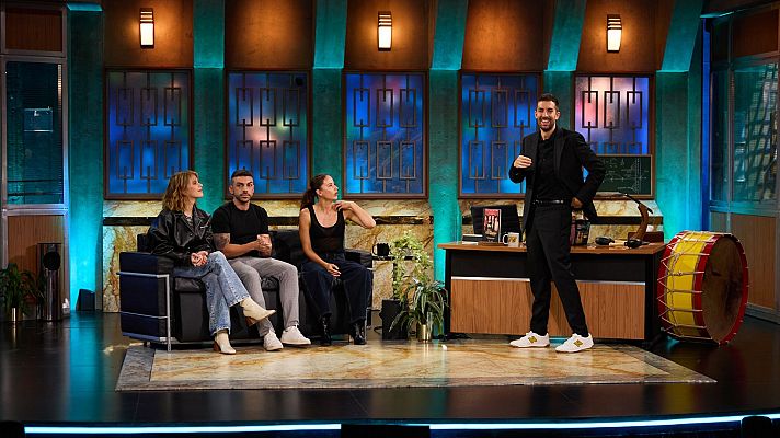 La Revuelta - Elisabet Casanovas, Irene Escolar, DjMariio y Sandra Carrasco