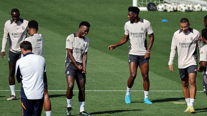 Telediario 2 - Carlo Ancelotti podrá contar con Bellingham y Tchouaméni ante el Stuttgart