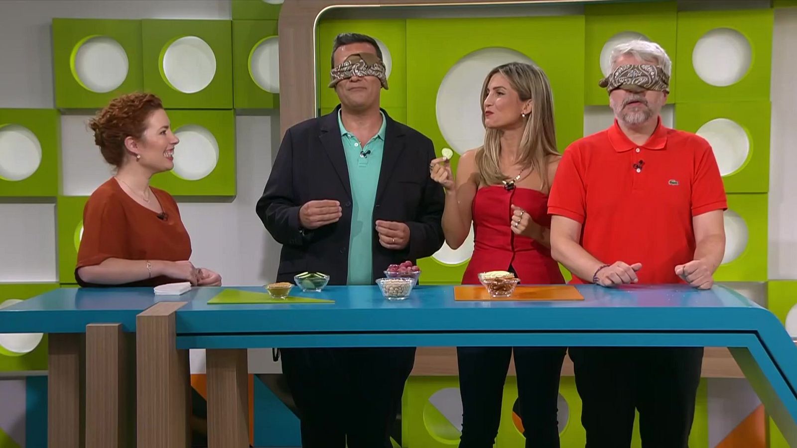 Estafes digitals, carreres il·legals i berenars | L'altaveu - L'altaveu | Veure