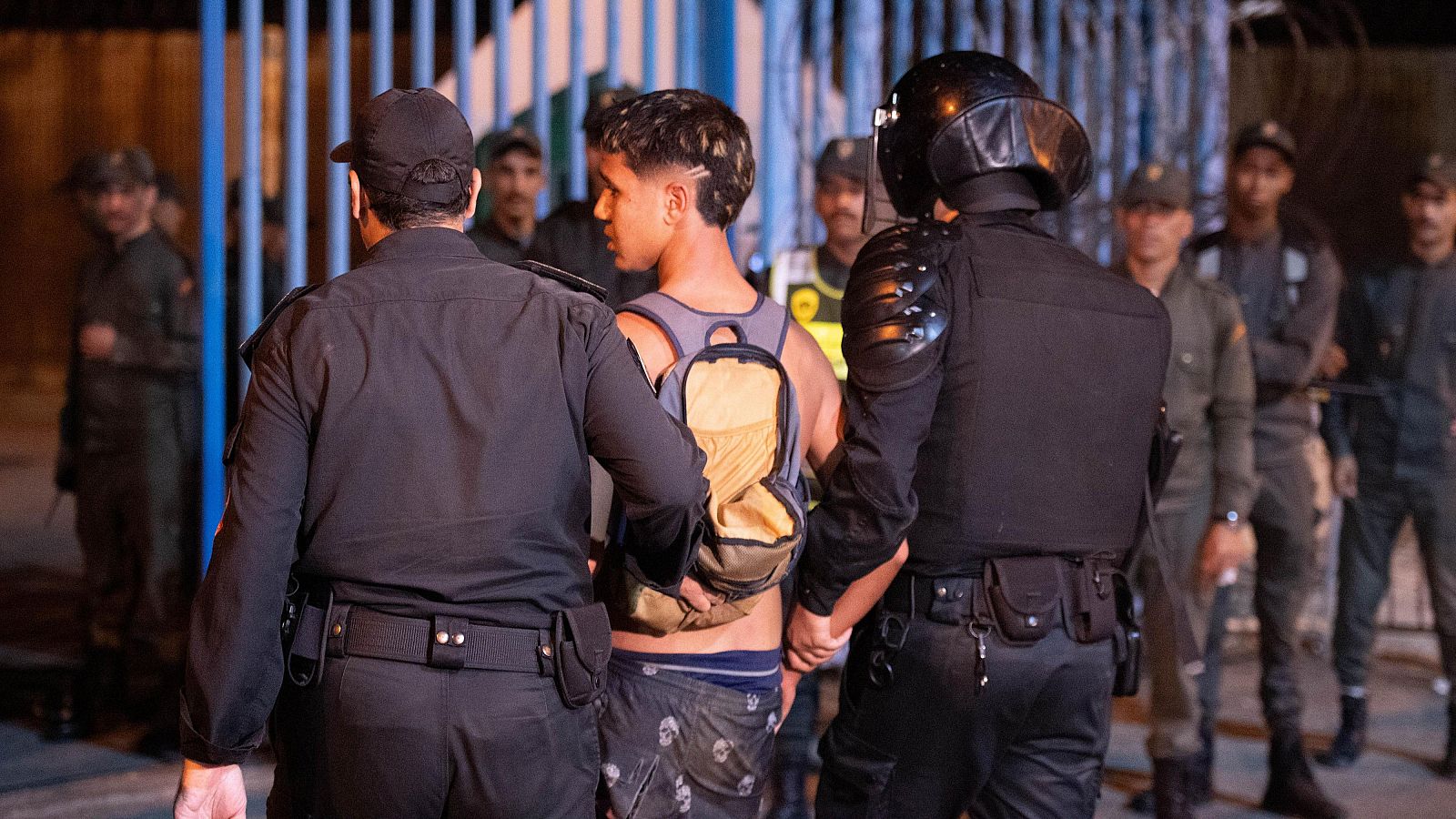 La policía marroquí aumenta la vigilancia en la frontera con Ceuta