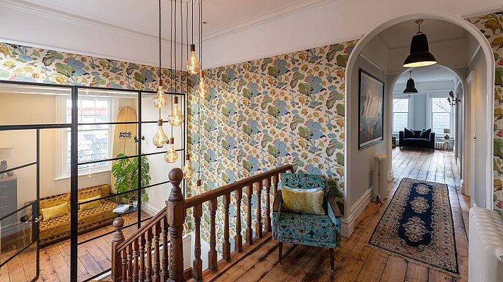 Reformas extraordinarias de George Clarke - Episodio 1: Gbanco victoriano, Cornualles