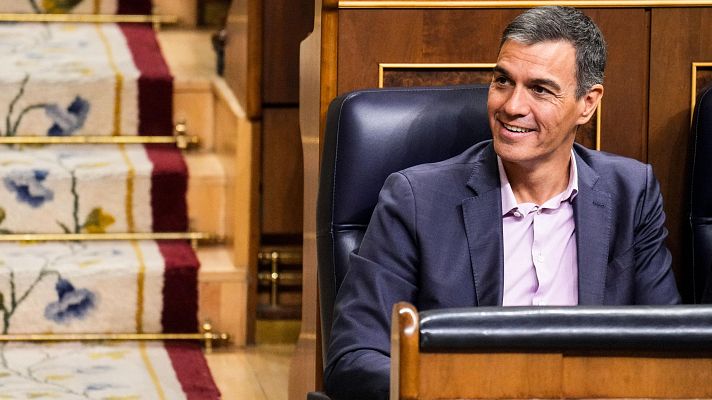 Especiales informativos - Feijóo acusa a Sánchez de "perseguir" a periodistas y este le pide que "abandone la oposición avinagrada"