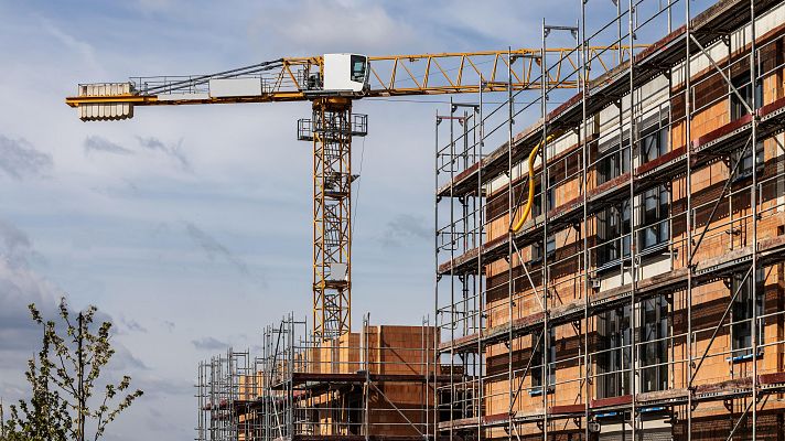 Economía en 24 horas - El problema de la vivienda en España: los precios de la compra y el alquiler suben ante la falta de oferta