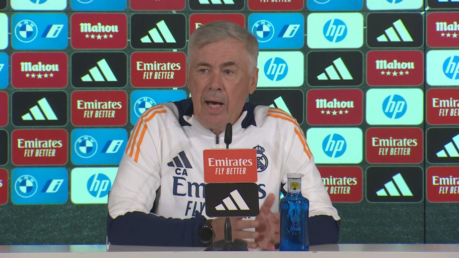 Ancelotti: "El objetivo es jugar menos partidos"