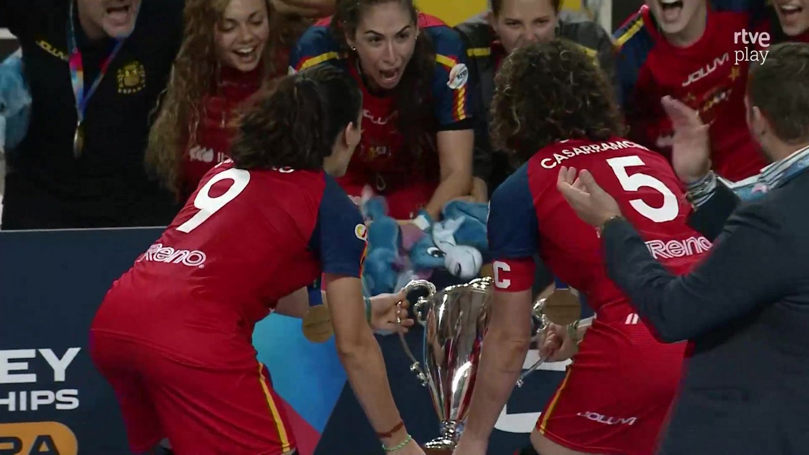 Hockey patines: España, campeona del mundo al ganar a Portugal 2-0 - Hockey sobre patines | Ver