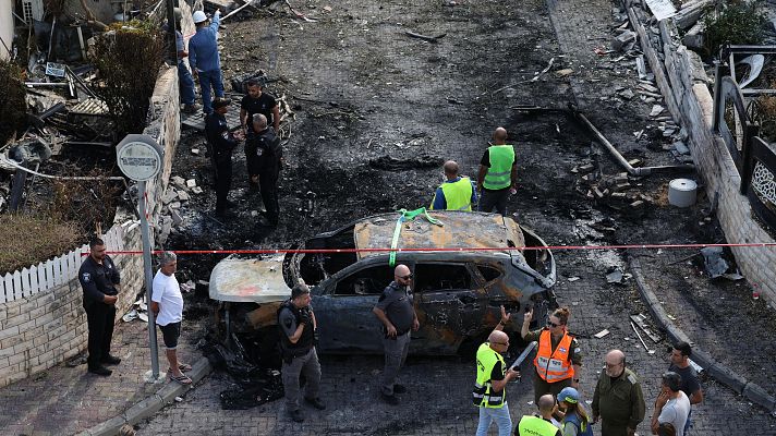 Israel ataca objetivos en el Líbano tras interceptar más de 150 proyectiles de Hizbulá