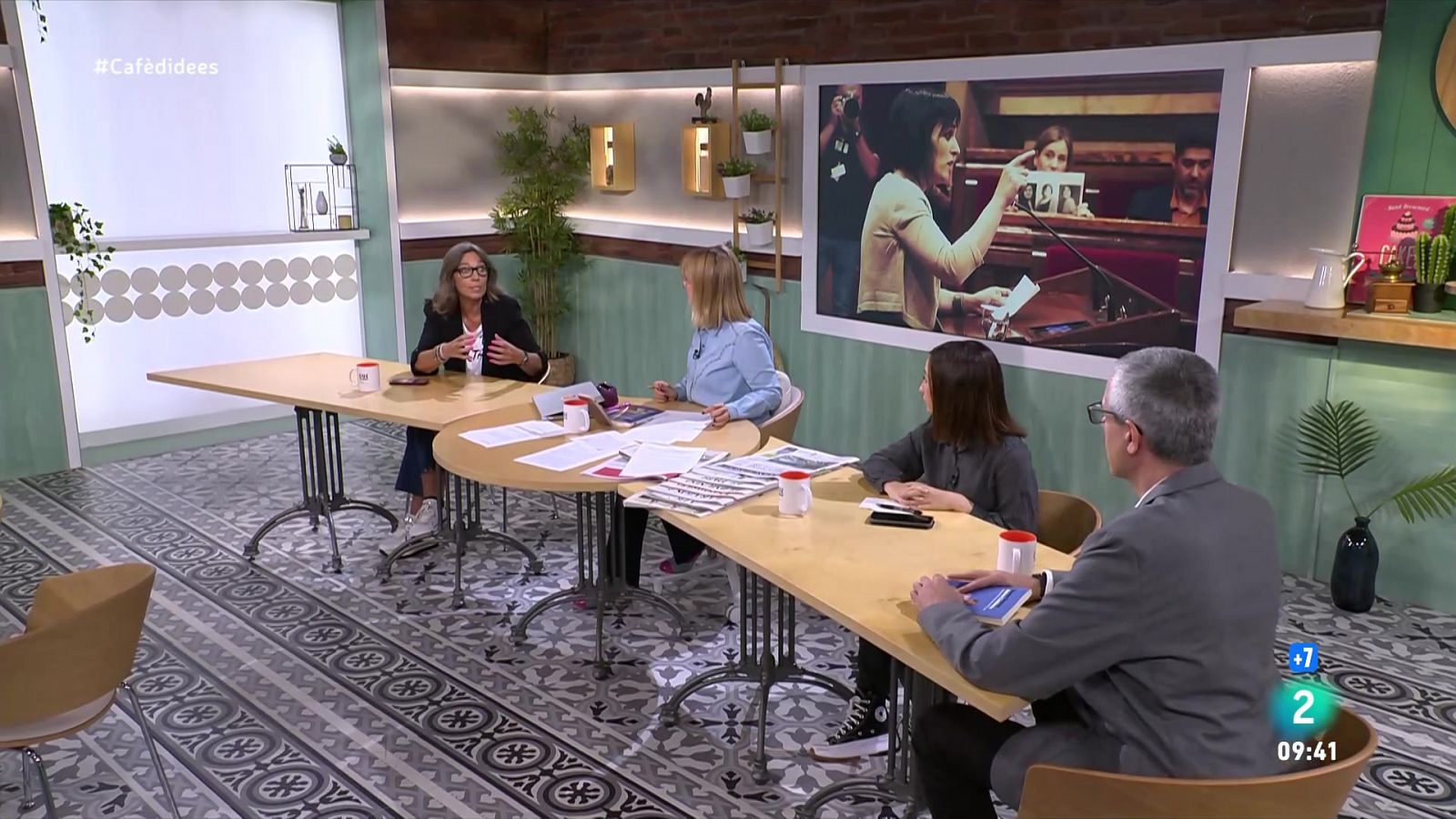 Gemma Nierga entrevista l'alcalde de Barcelona. Xavier Torrens presenta llibre sobre Sílvia Orriols i Aliança Catalana. I connectem amb Lluís Orriols