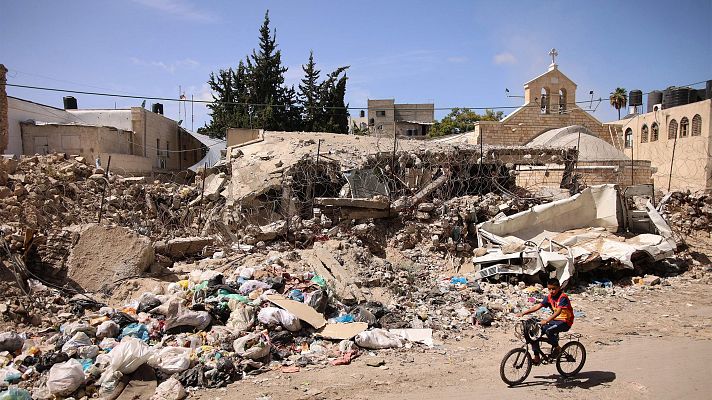 Telediario 1 - Se intensifican los ataques israelíes sobre Líbano mientras continúan las operaciones en Gaza y Cisjordania