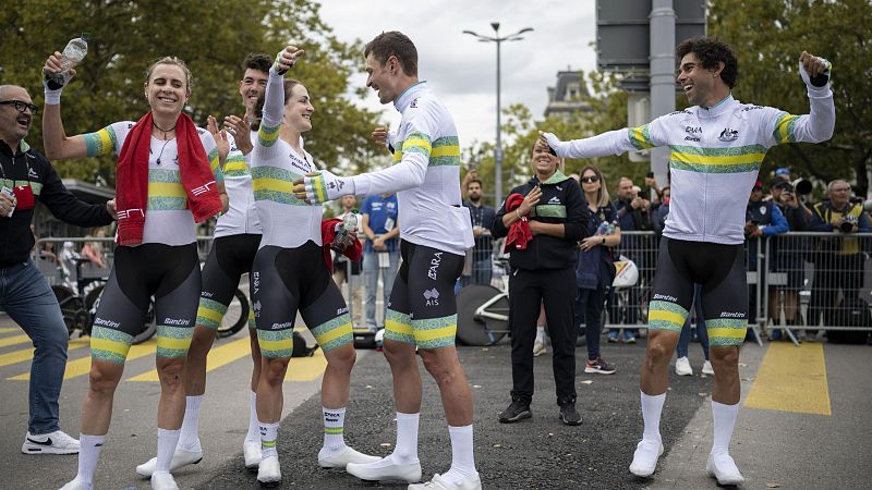 Australia se cuelga el oro por centésimas en el relevo mixto del Mundial de ciclismo con España novena