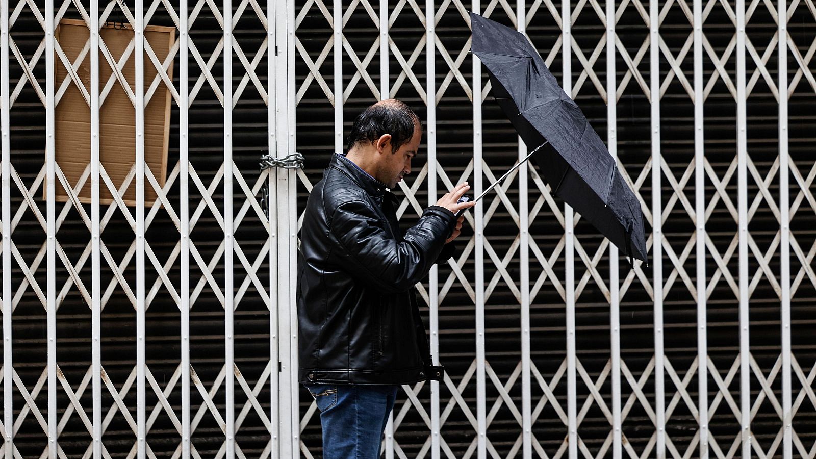 La borrasca Aitor dejará precipitaciones generalizadas y vientos fuertes este jueves