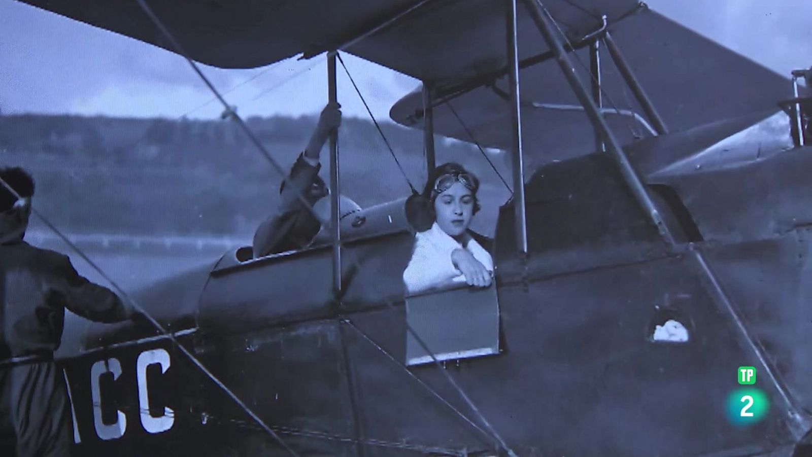 María José Rubio. Mujeres pioneras de la aviación española | Ver