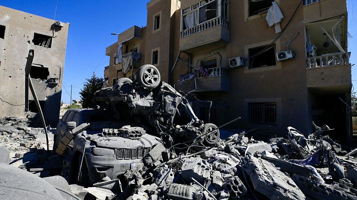 Telediario 1 - Israel continúa atacando pueblos del sur de Líbano