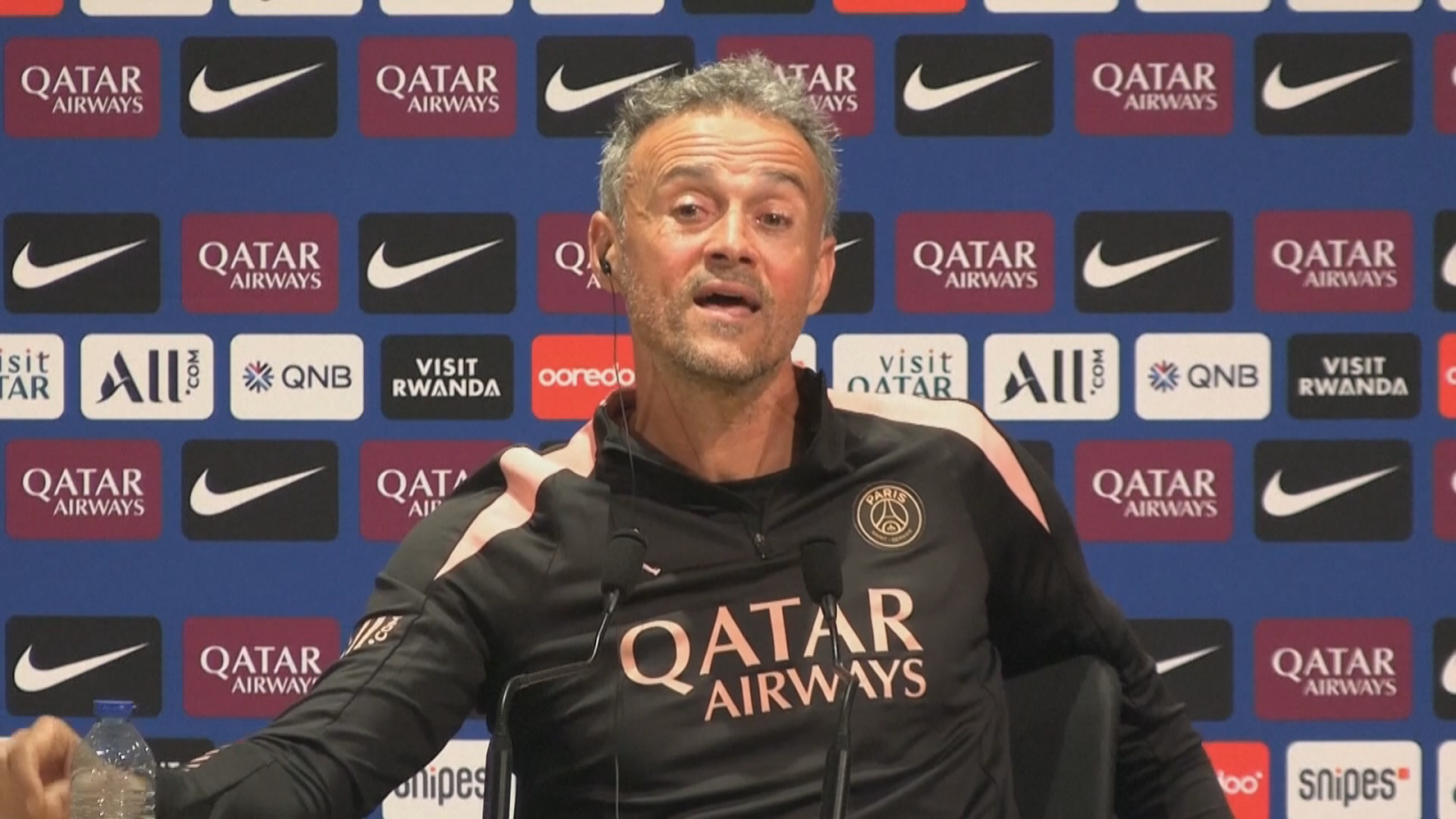 Luis Enrique: "Reduciría mi sueldo por no hablar con la prensa" - Fútbol | Ver