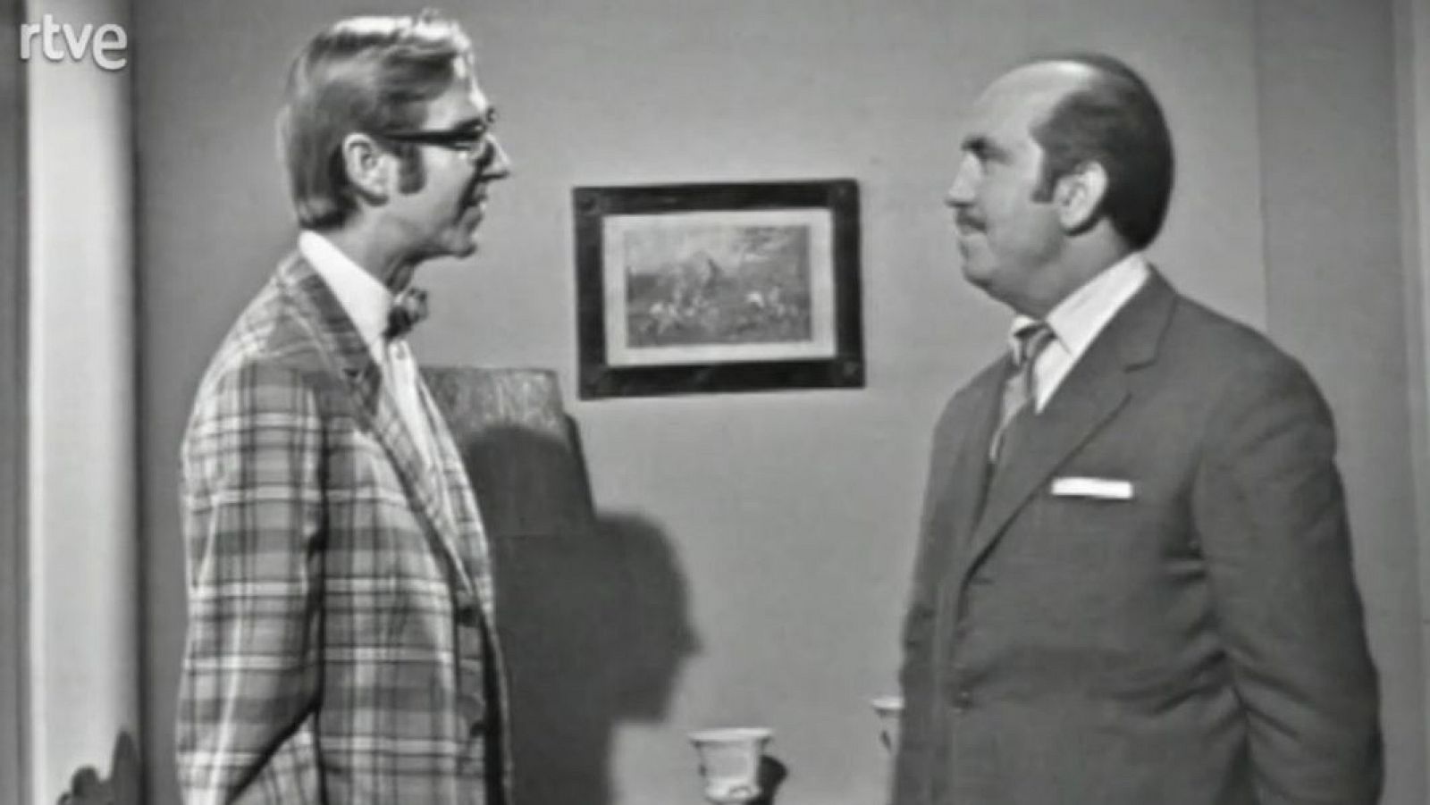 Fábulas - Los vecinos peligrosos | Ver