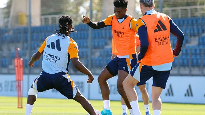 Telediario 1 - El Atlético ya piensa en el derbi, que sigue preparando el Madrid