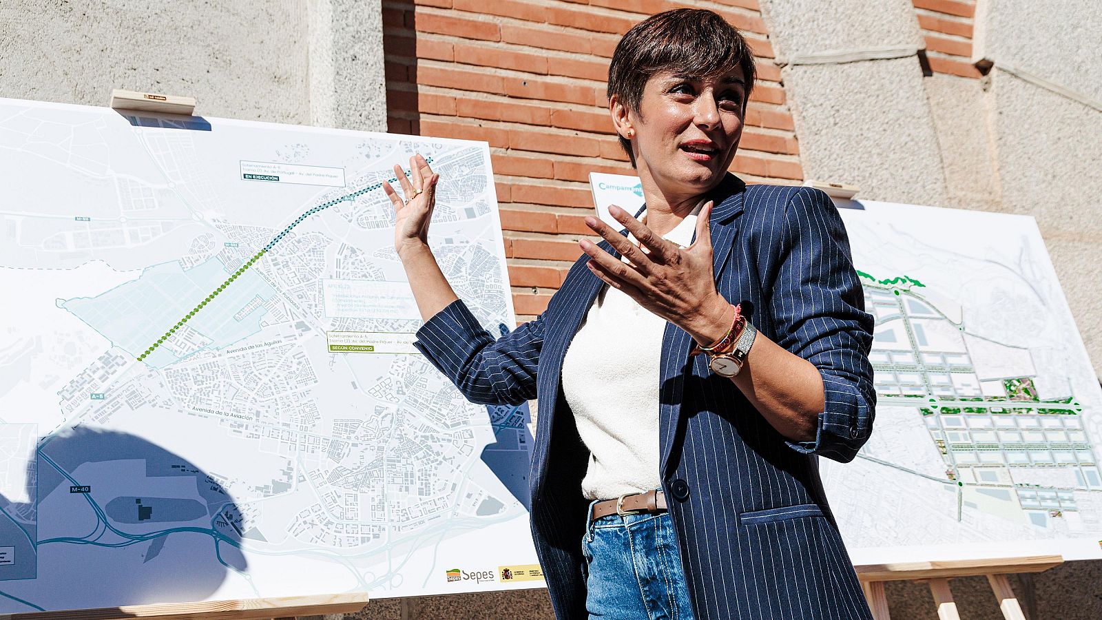 El Gobierno exige a las comunidades blindar la vivienda pública | Ver