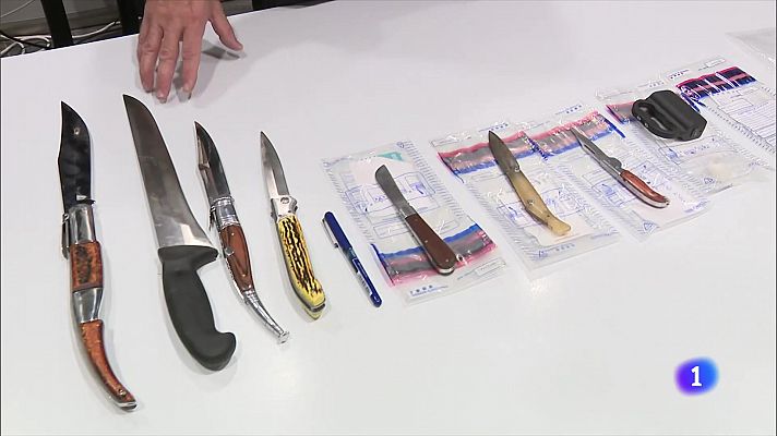 L'Informatiu - Intervingudes més de 130 armes blanques en una sola nit