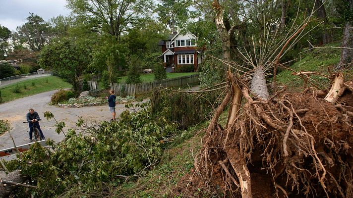 El huracán Helene pierde fuerza tras dejar medio centenar de muertos en Estados Unidos