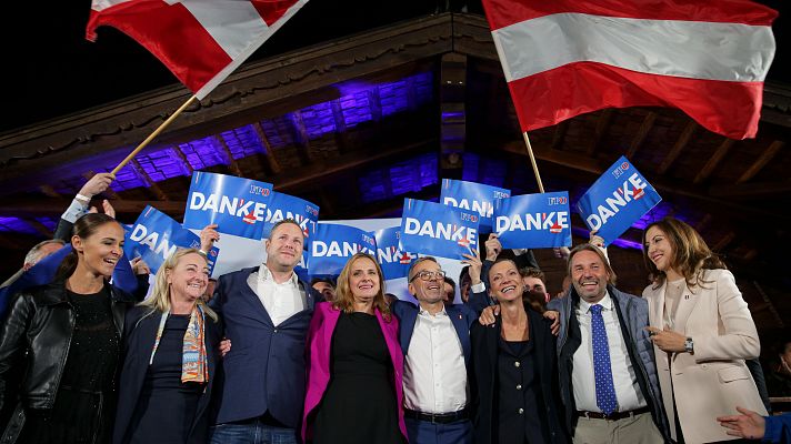 Telediario 2 - El triunfo de la ultraderecha en Austria abre paso a un escenario político incierto