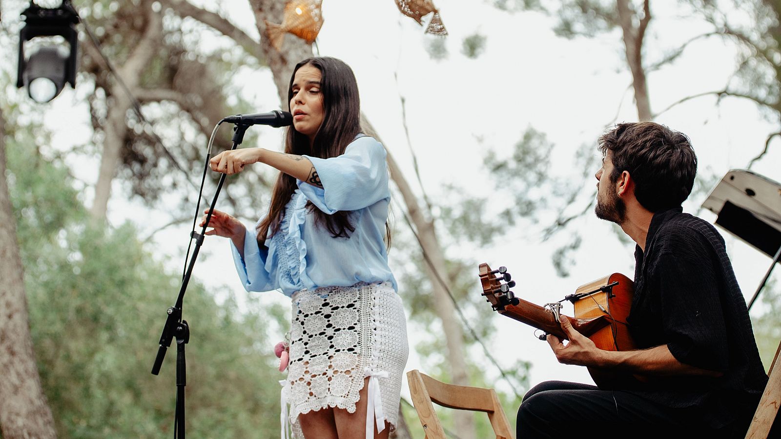 Ángeles Toledano mezcla flamenco y vanguardia en su álbum, 'Sangre sucia'