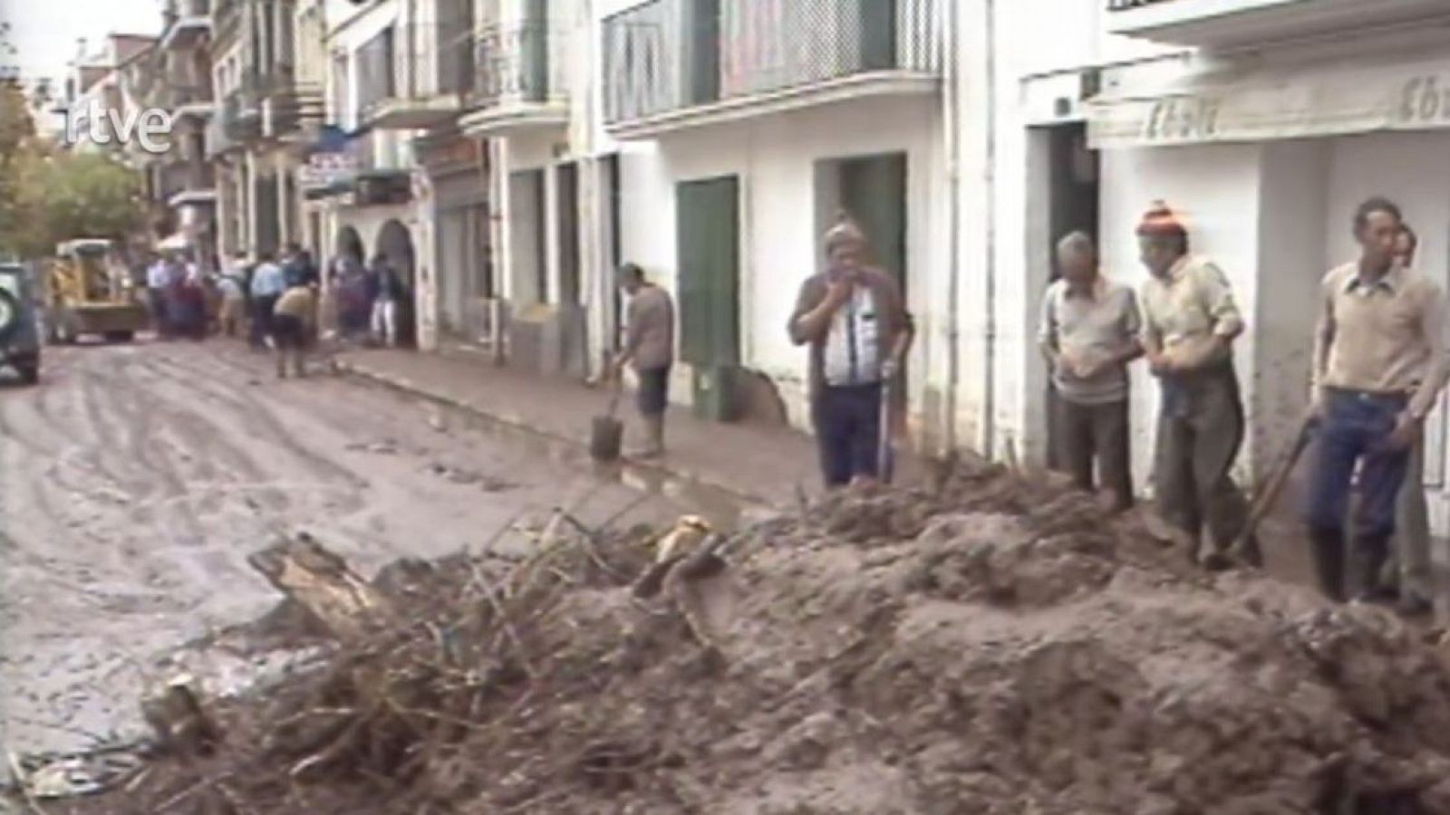 Efectes de les inundacions a Cadaqués - Arxiu TVE Catalunya | Veure