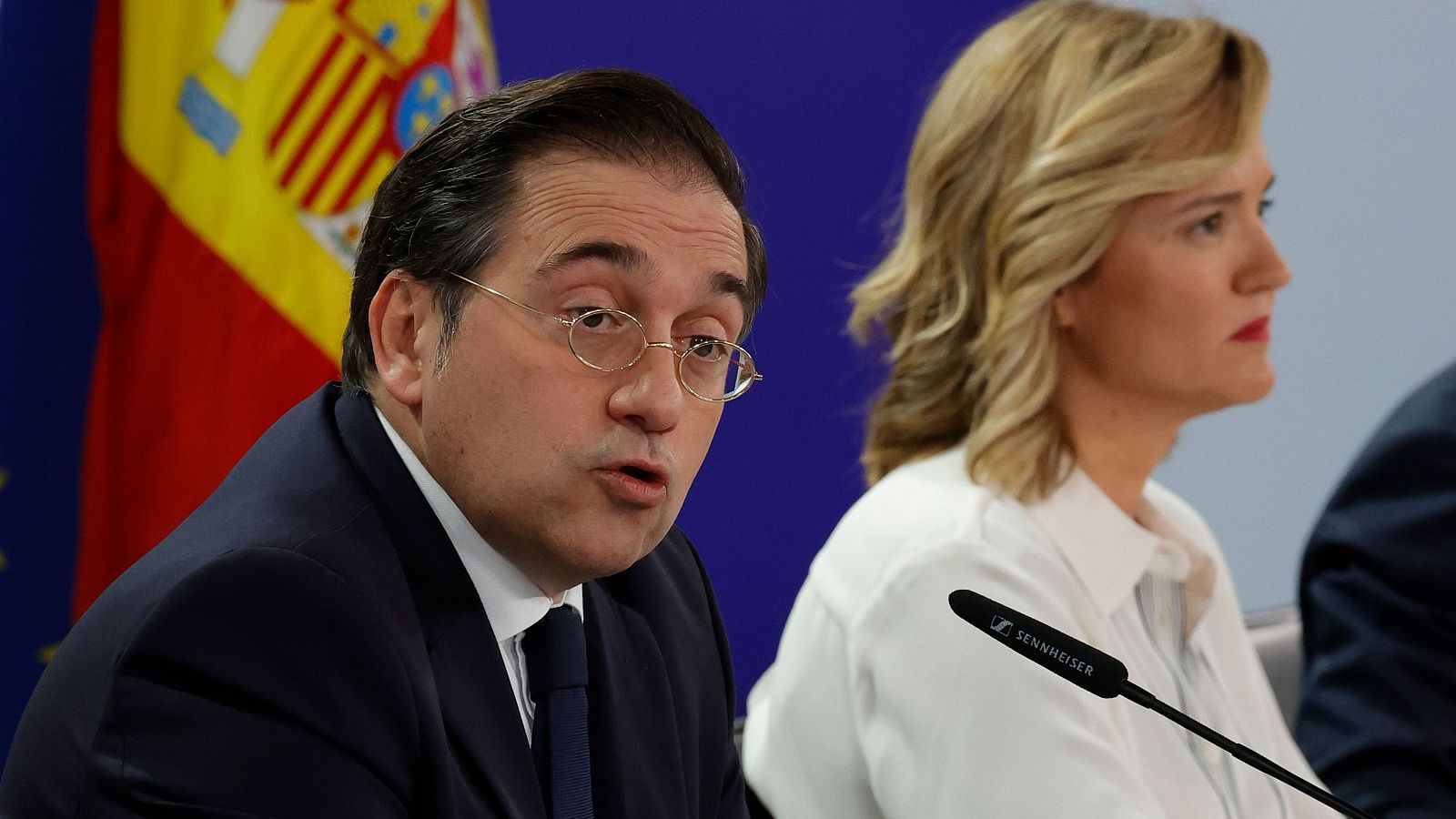 Albares llama a un alto el fuego y a detener escalada violenta en Oriente Medio - Informativo 24h | Ver