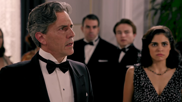 Salón de té La Moderna - Emiliano echa al teniente de su casa