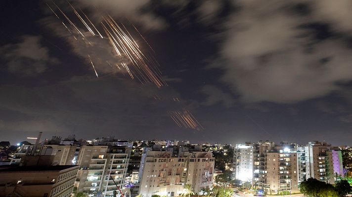 La tarde en 24h - Ruth Ferrero: "De continuar los ataques, es muy plausible la entrada de EE.UU. en el conflicto"