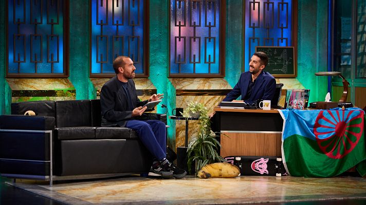 La Revuelta - Jorge Ponce analiza los ejemplos del diccionario de la RAE