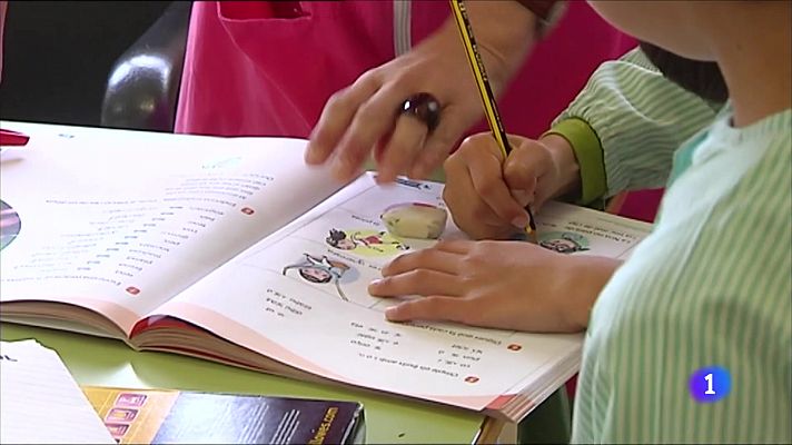 L'Informatiu - L'informe 'Faros' aborda transtorns com la dislèxia o el TDAH