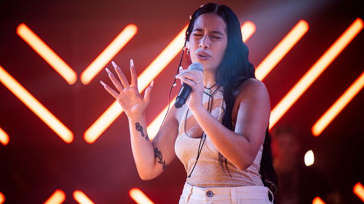 Cande DZ canta \"Talking to the moon\" y \"Plegarias\" | FEAT - Feat | Ver