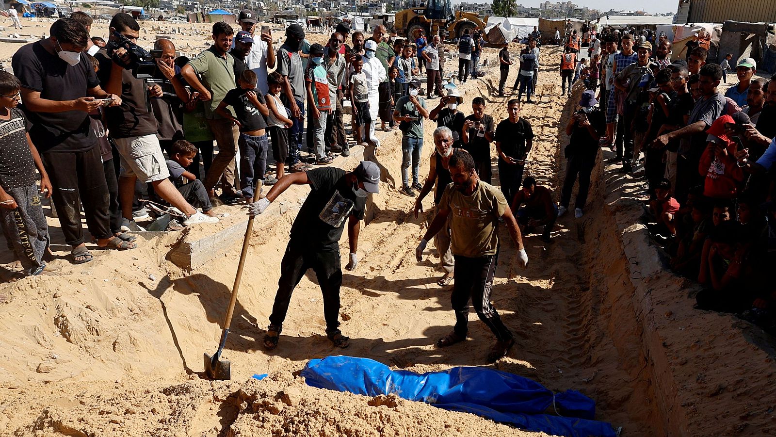 Gaza suma más de 42.00 palestinos muertos y 10.000 desaparecidos | Ver