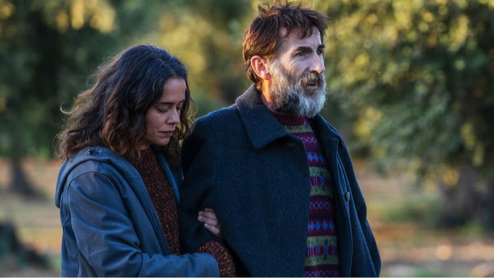 Pilar Palomero deslumbra con 'Los destellos': una historia sobre la unión de un matrimonio roto | Ver