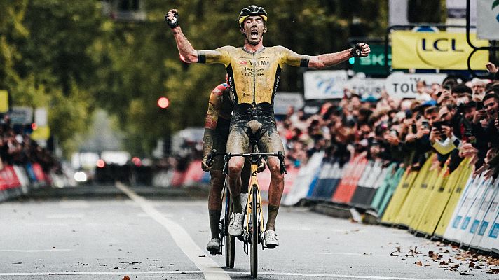 Resumen de la carrera ciclista París - Tours 2024