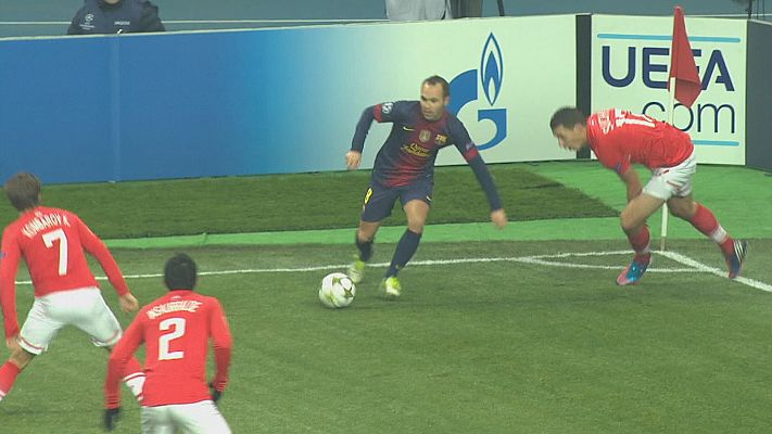 El baile de Iniesta en Moscú: una jugada viral antes de los virales