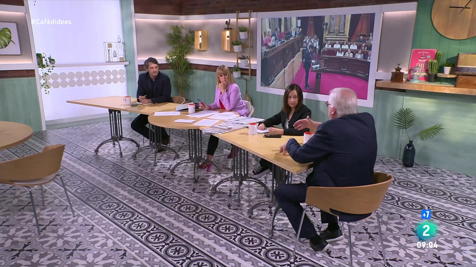 Gemma Nierga entrevista Santi Rodríguez. Parlem de la mort de l'exfutbolista amb  Juan Manuel Asensi. I d'Iniesta amb Dani Senabre i Queco Novell.