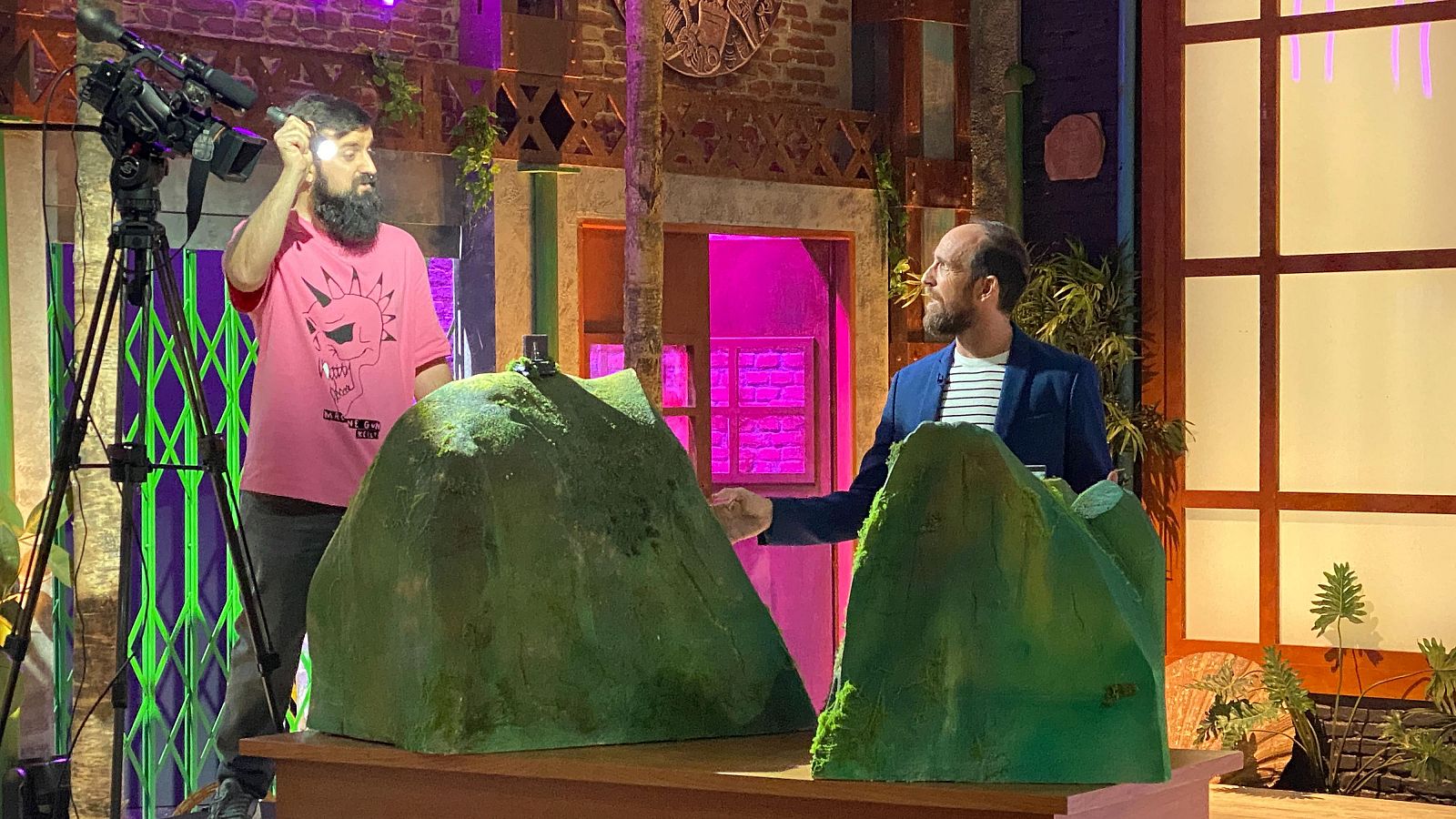 La trayectoria del sol. Física con Adrián García - Órbita Laika | Ver