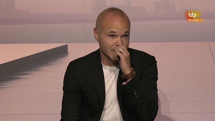 Iniesta se emociona en su despedida: "Nunca pensé que llegaría este día"