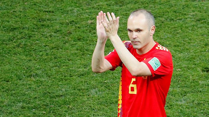 Telediario 1 - Andrés Iniesta se retira, adiós al autor del gol de todos