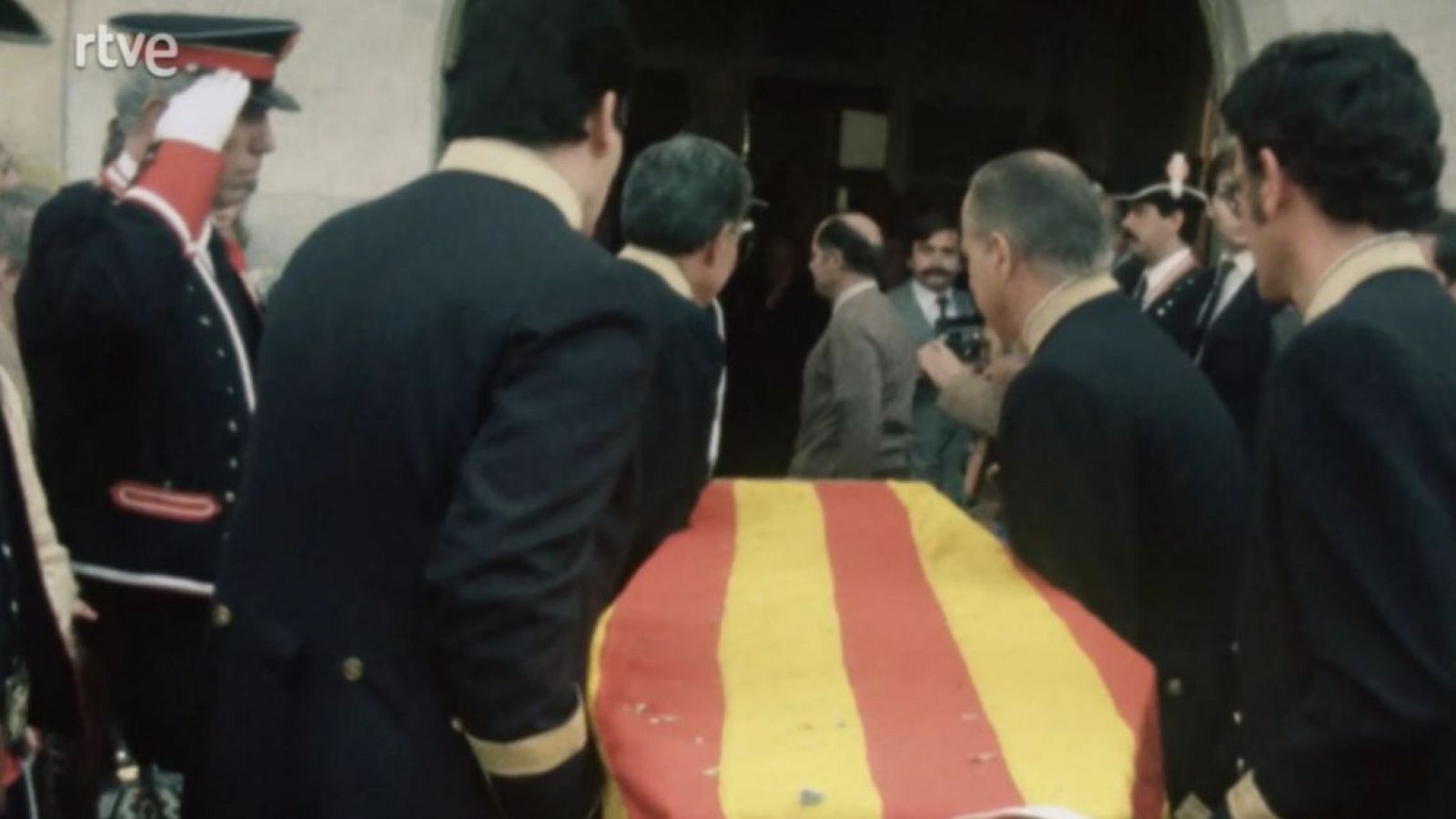 Arxiu TVE Catalunya - Contrapunt - Flors per a un president