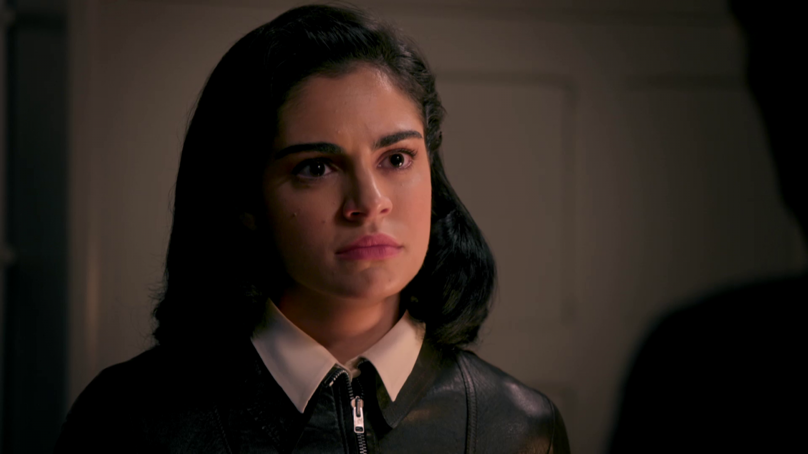 Emiliano y Paula discuten por su relación con Rodrigo - Salón de té La Moderna | Ver