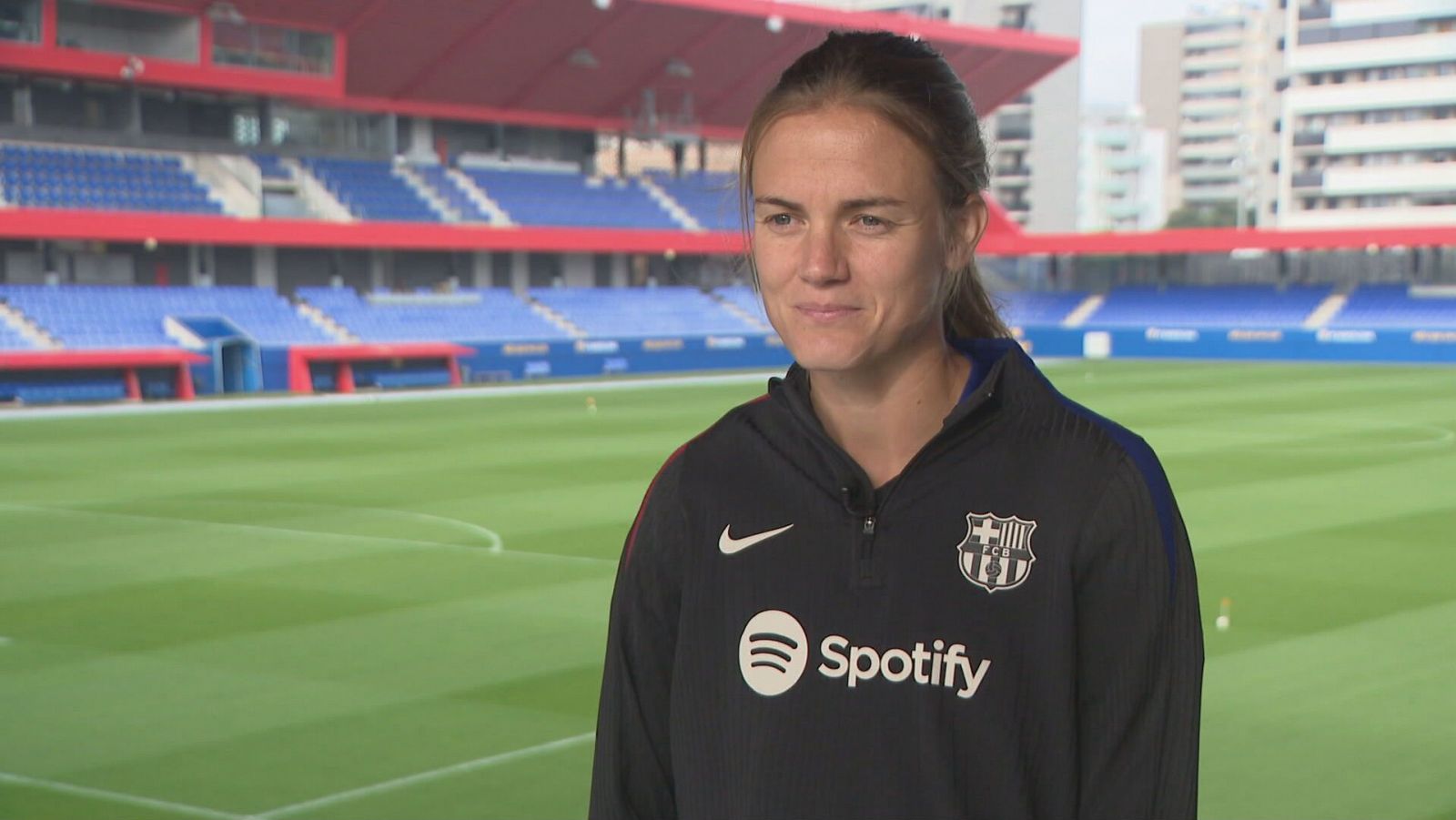 Irene Paredes: "Por desgracia la liga no nos exige tanto" | Ver